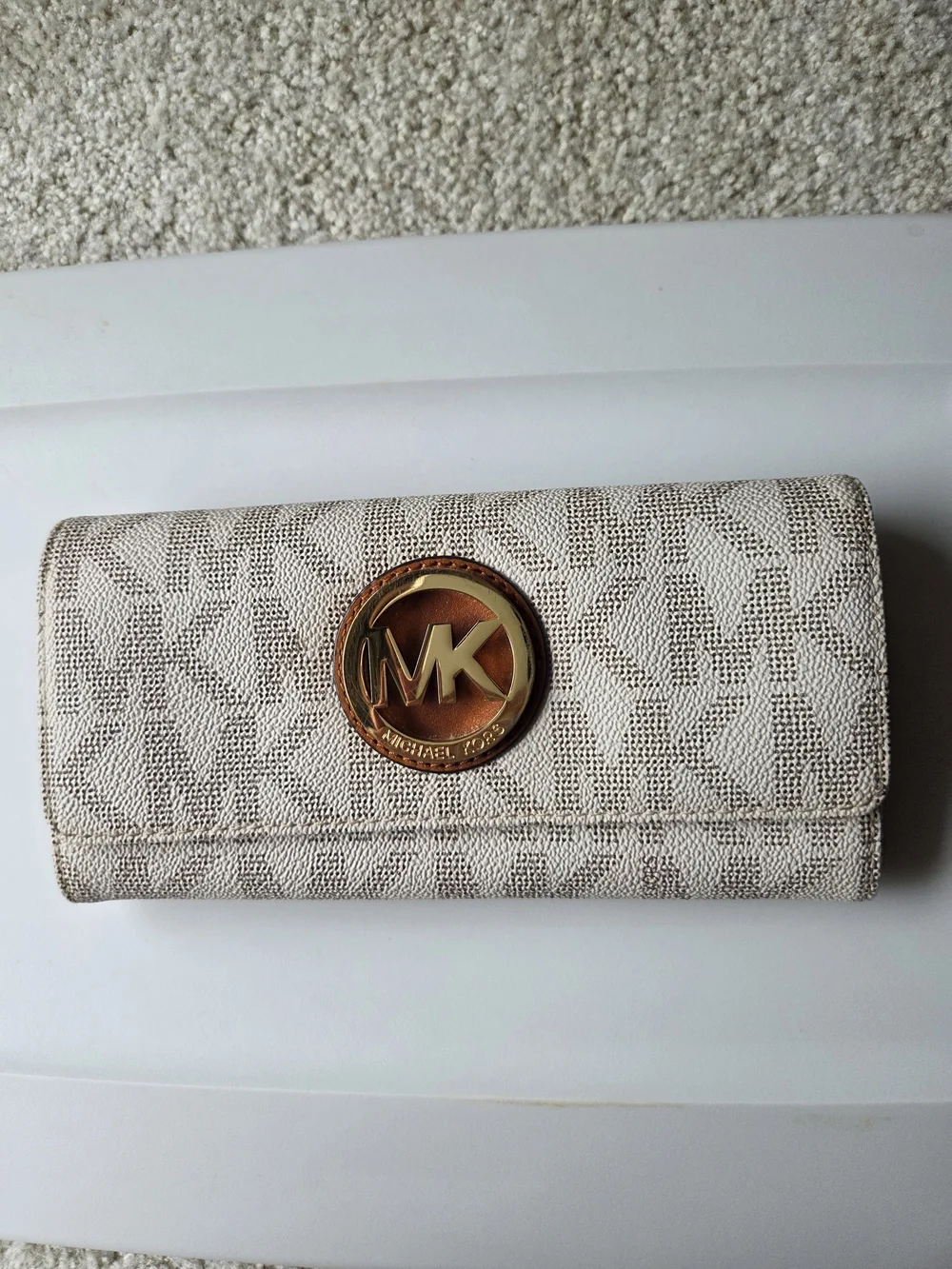 Michael Kors Caramel Saffiano Continental Wallet